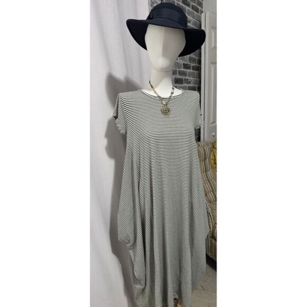 GIUSEPPA COLLECTION DRESS‎ MADE IN ITALY SIZE S.?